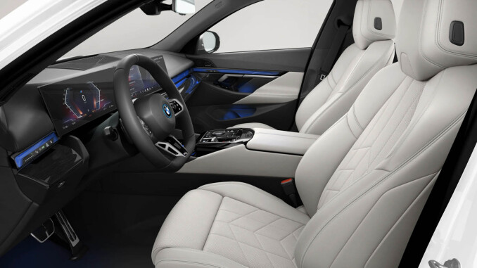 BMW i5 250kW eDr40 M Sport 84kWh 5dr Auto Tech+/Cmf+/22kW Electric Estate - Image 3